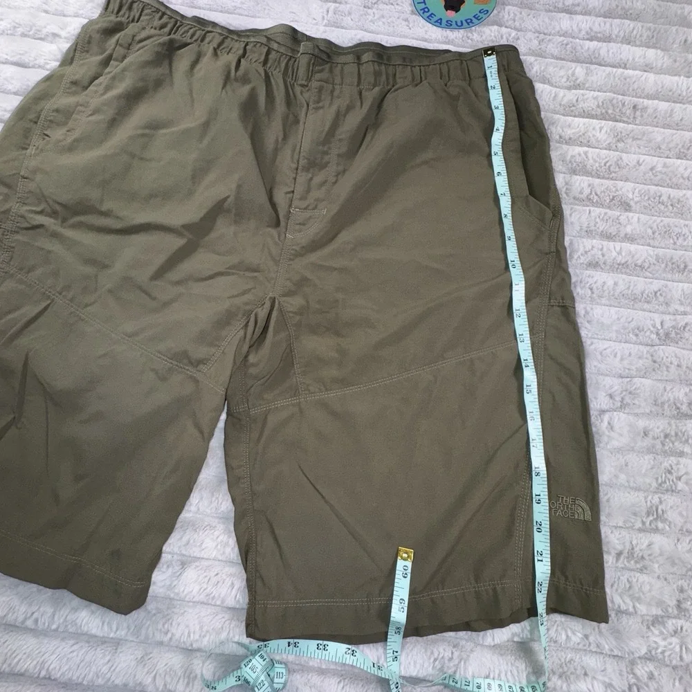 The North Face Shorts Men's XL‎ Pull On Adventure Taupe Army Green Swim Trunks